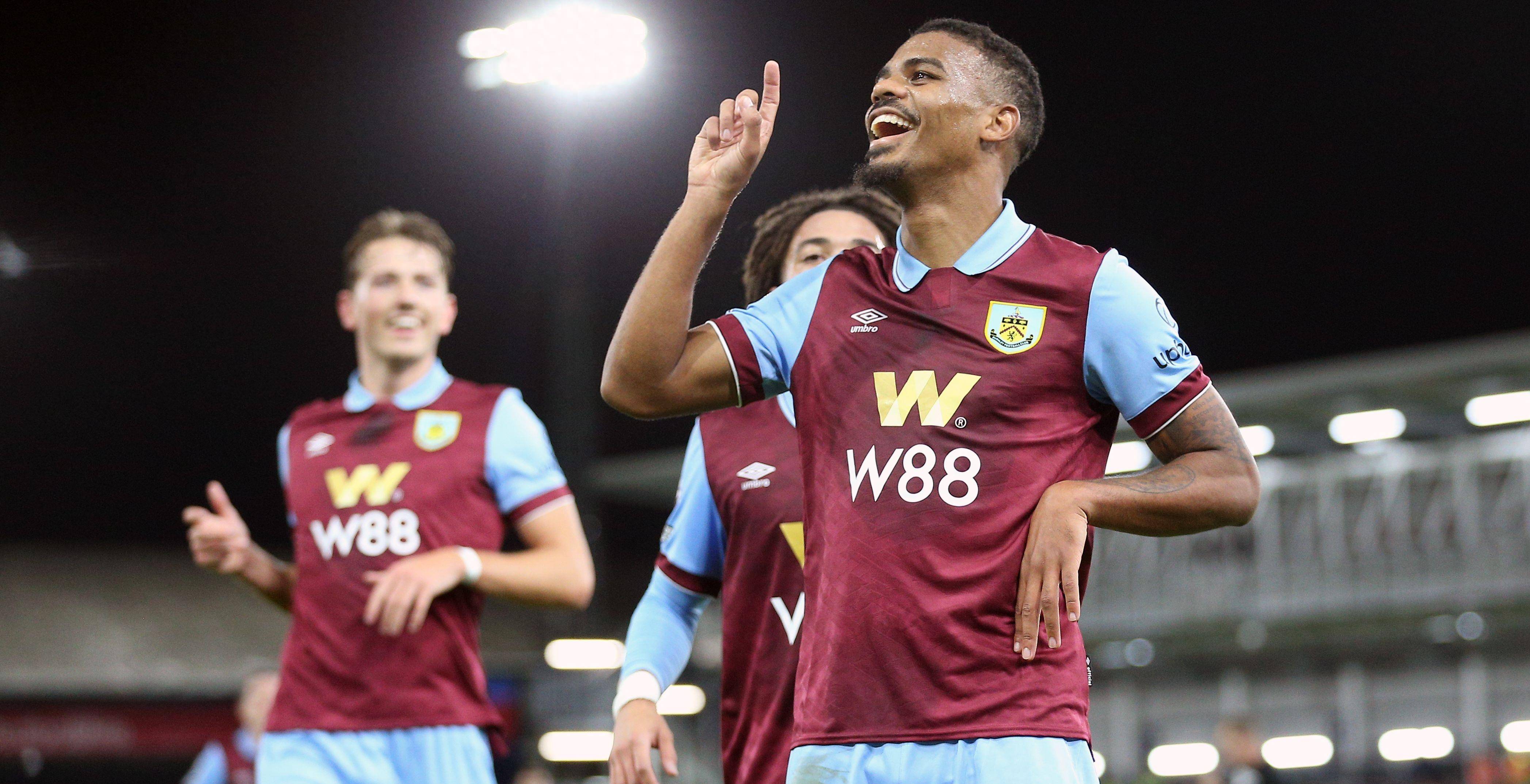 包含伯恩利队的团结拼搏，或许能在联赛中创造奇迹的词条