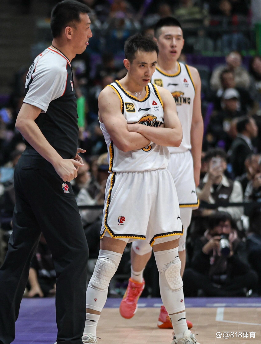 关于雄鹿碾压广州队，赵继伟状态火热的信息