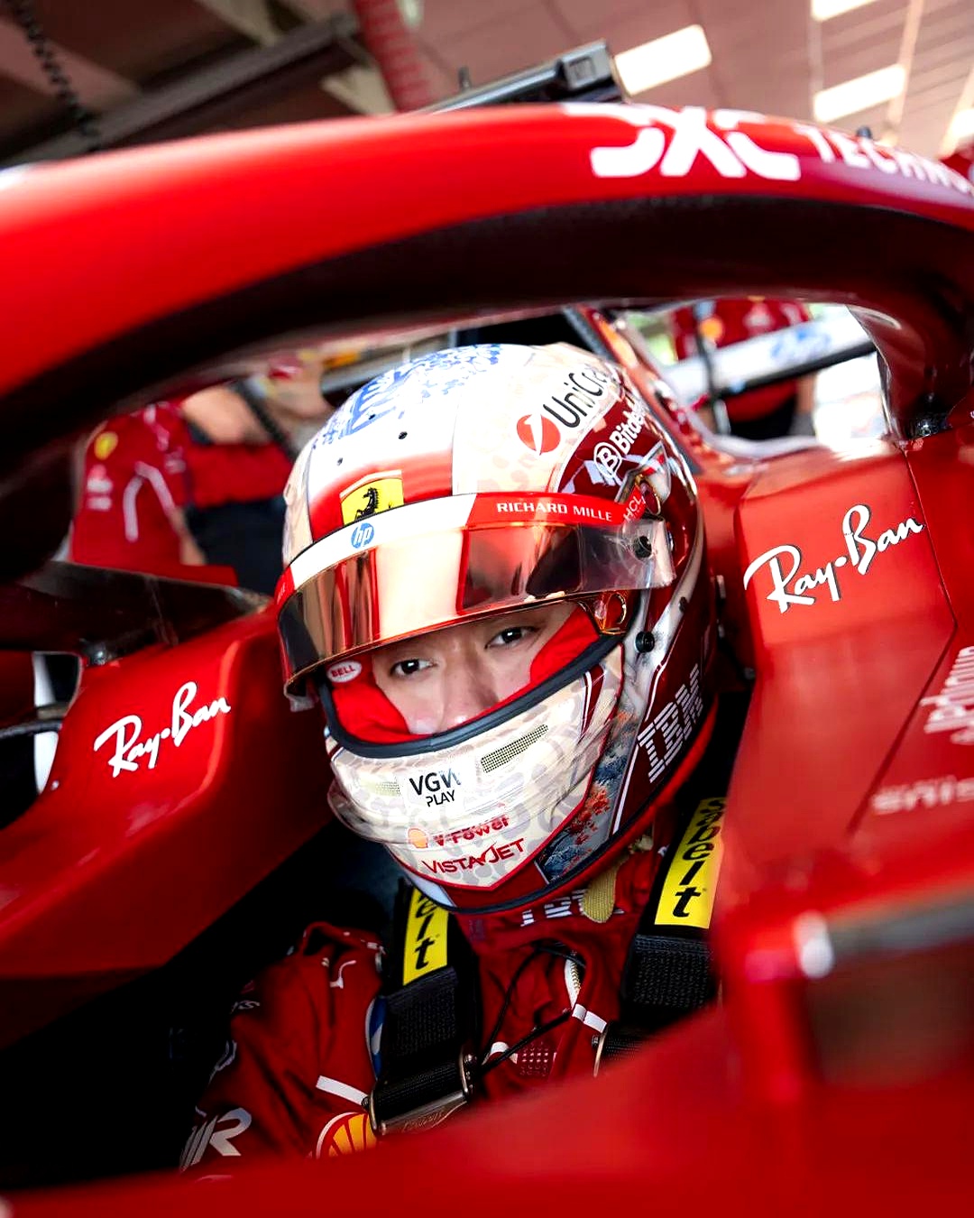 红牛二队险胜迈凯伦，周冠宇刷新纪录