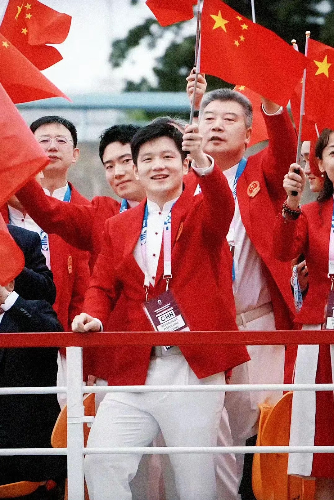 日本队轻取韩国队，樊振东扛起全队