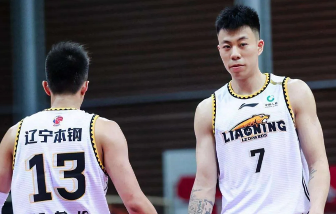 深圳队力克辽宁队，戈贝尔高光表现的简单介绍