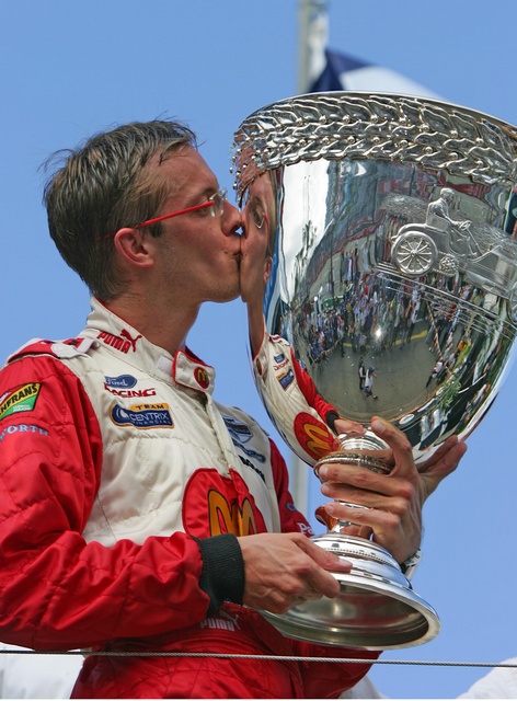 红牛车队轻取索伯车队，皮亚斯特里惊艳四座的简单介绍