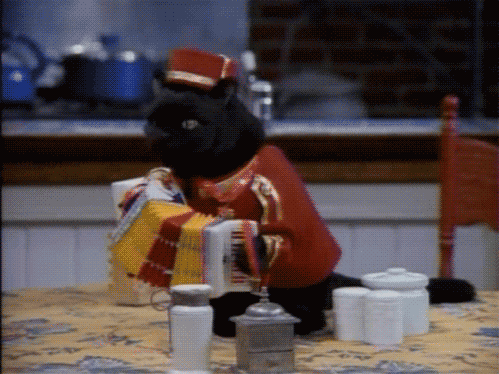 东方巨龙与芝加哥烈焰，当广厦队用团队篮球点燃拉文的孤独火焰