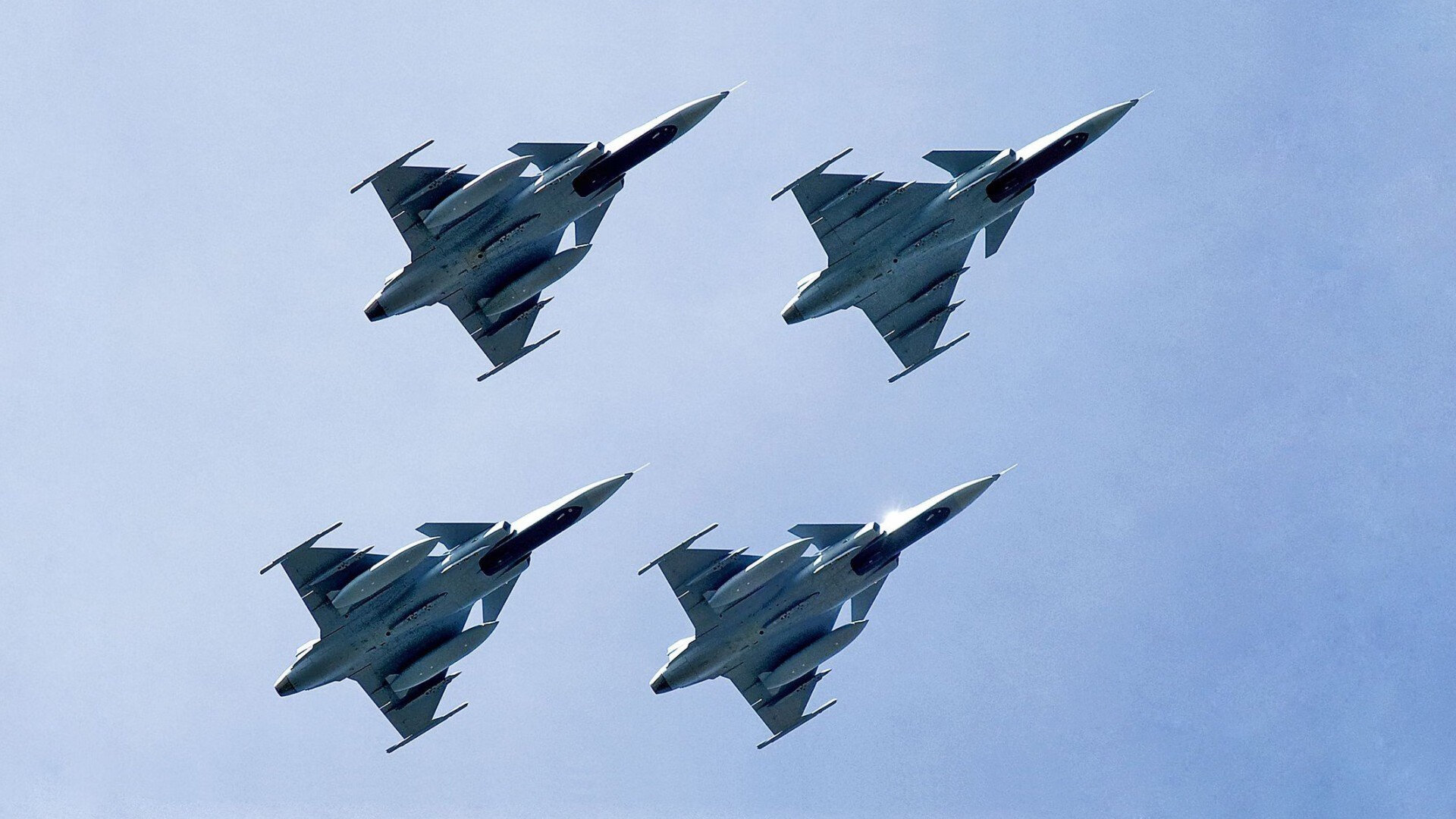 绿茵交响曲，本泽马绝杀之笔与亚特兰大铁血终章的双重变奏